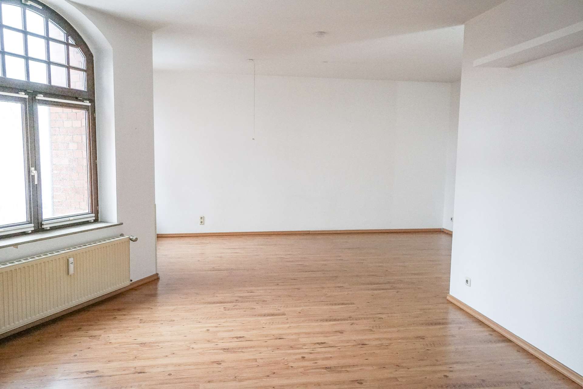 Gemütliche, denkmalgeschützte 3 Zimmer Altbauwohnung in Toplage